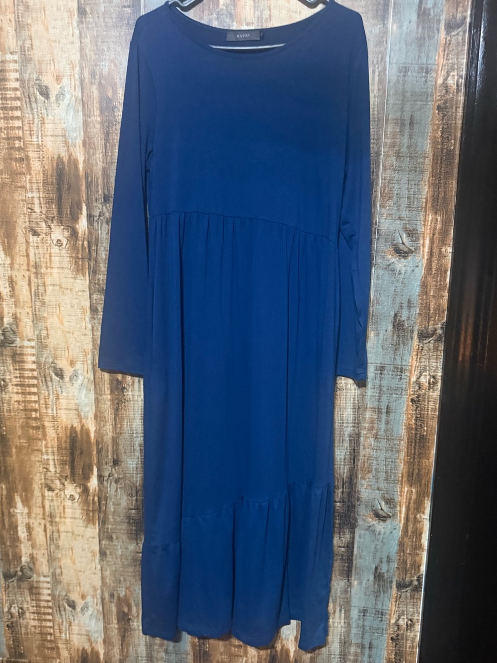 Babaton Classic Navy Long-Sleeve Tiered Maxi Dress